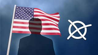 Vor der US-Flagge ist der Schatten eines Menschen zu sehen, daneben ein Wahlkreuz.