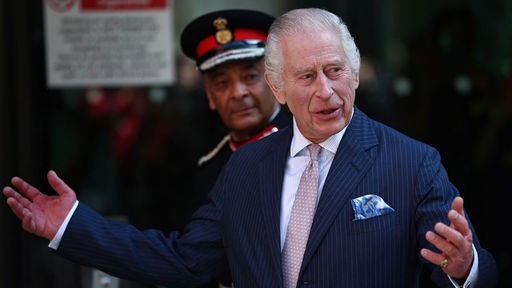 König Charles III. besucht das Londoner Krebs-Behandlungszentrums. Archivbild: 30.04.2024